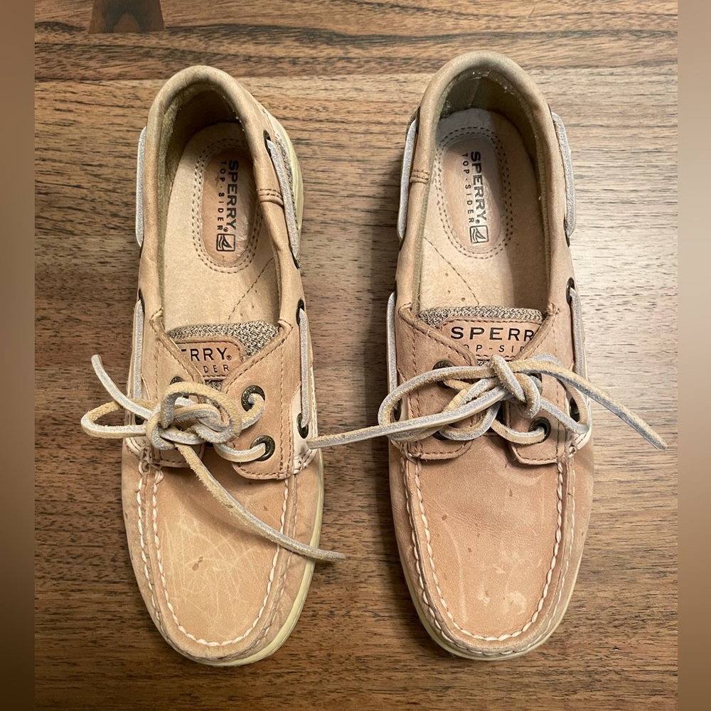 Sperrys in great condition
